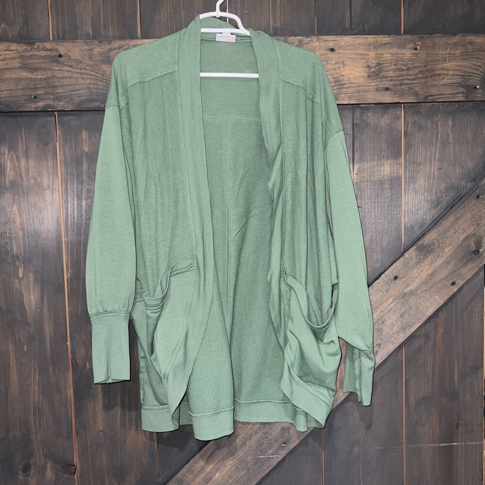 LuLaRoe Kennedy Cardigan Large Cottage Soft Comfy Sweater Academic Minimalist